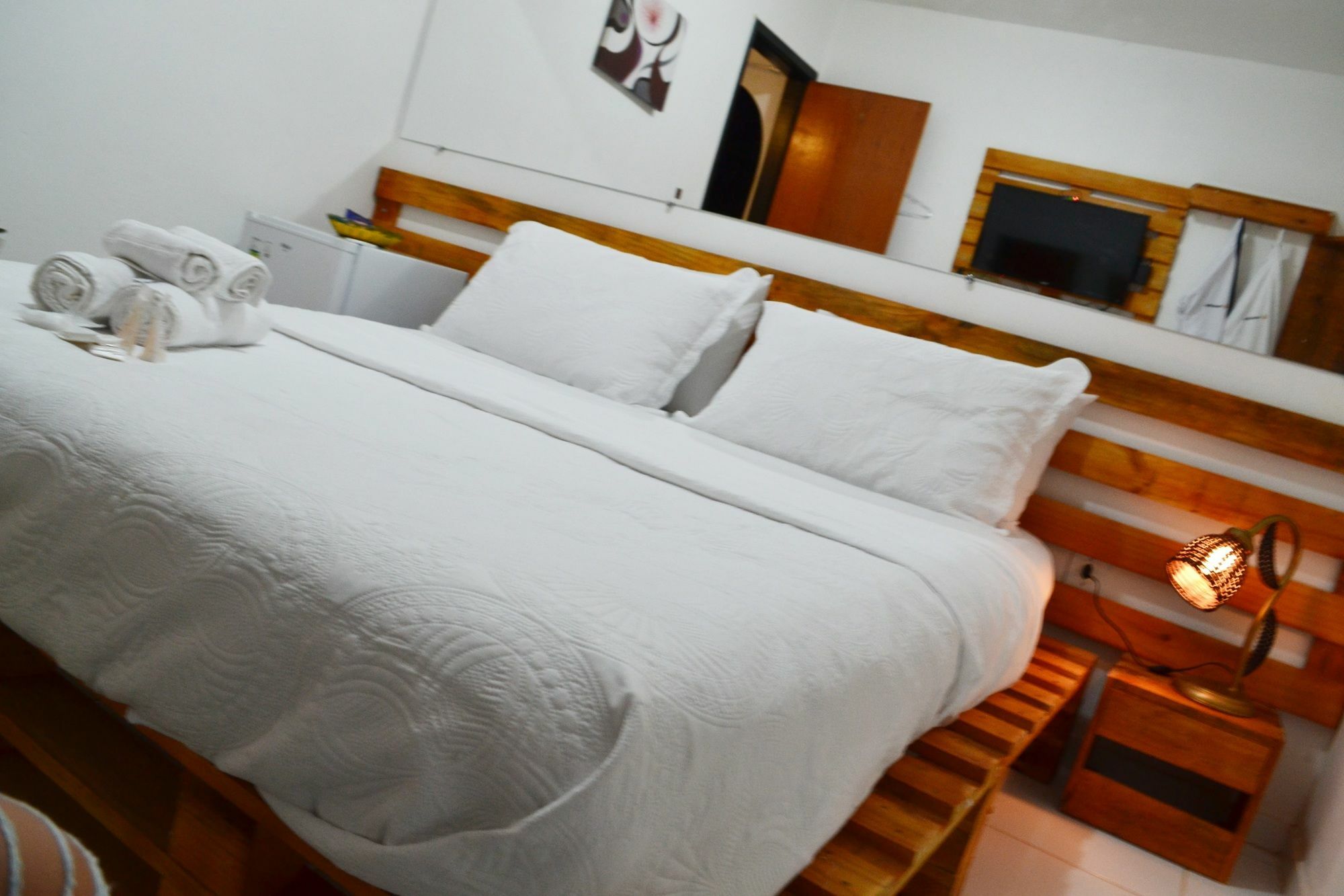 Cama E Café Do Bispo Inn